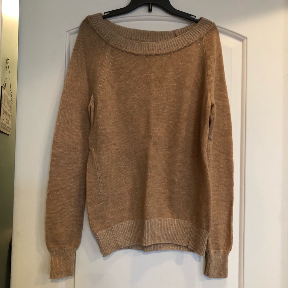 ❤️4/$20❤️Tan Gap Sweater